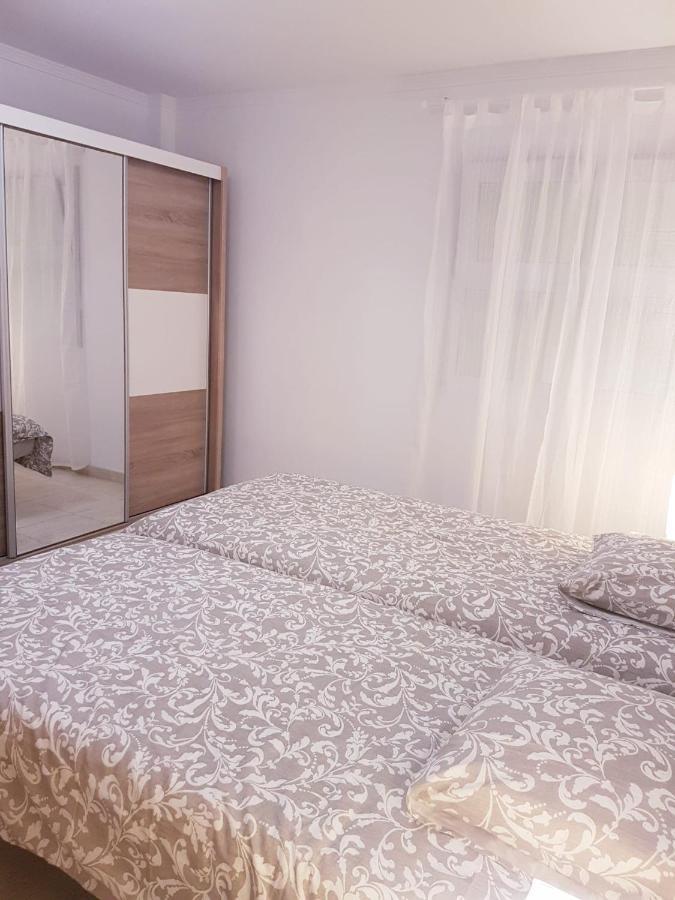 Sun Sand Sea, Playa Las Vistas, Los Cristianos Apartment ลอส กริสเตียนอส ภายนอก รูปภาพ